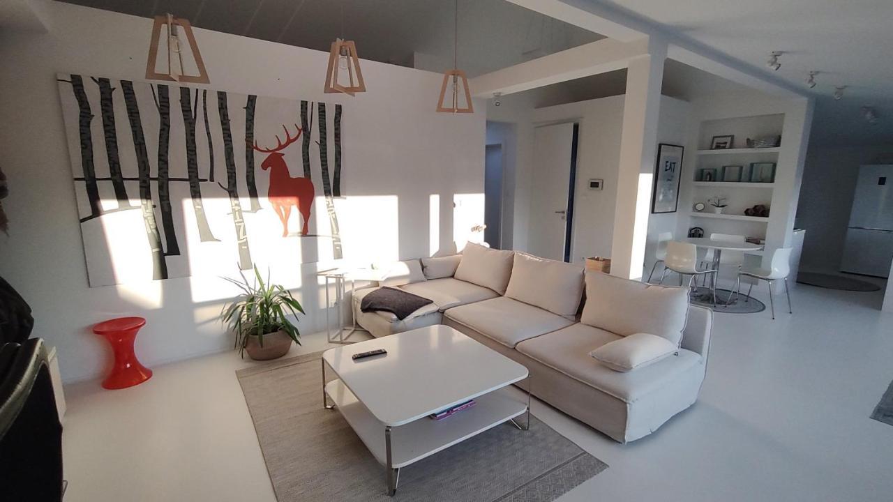 Loft 85 M2 Wilanow Krolewski Self Checkin Varšava Exteriér fotografie